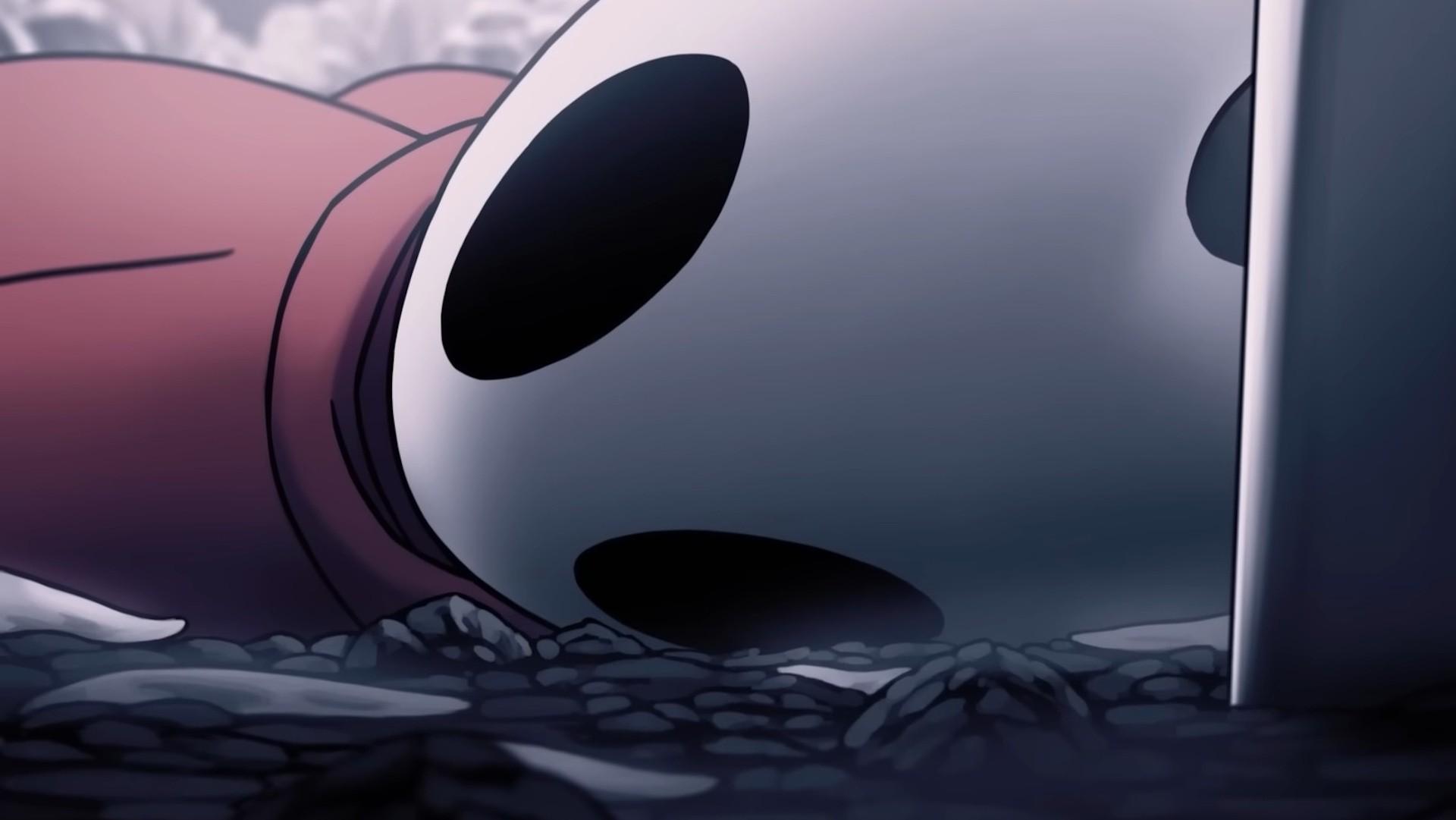 اسکرین شات صحنه ای از Hollow Knight: Silksong که هورنت را در حالی که روی زمین جلوی شمشیرش دراز کشیده است. در این رقابت، Hollow Knight بهتره یا Silksong؟