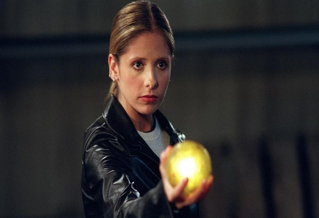 Buffy The Vampire Slayer: 20 برترین شرورها و رتبه بندی آن ها
