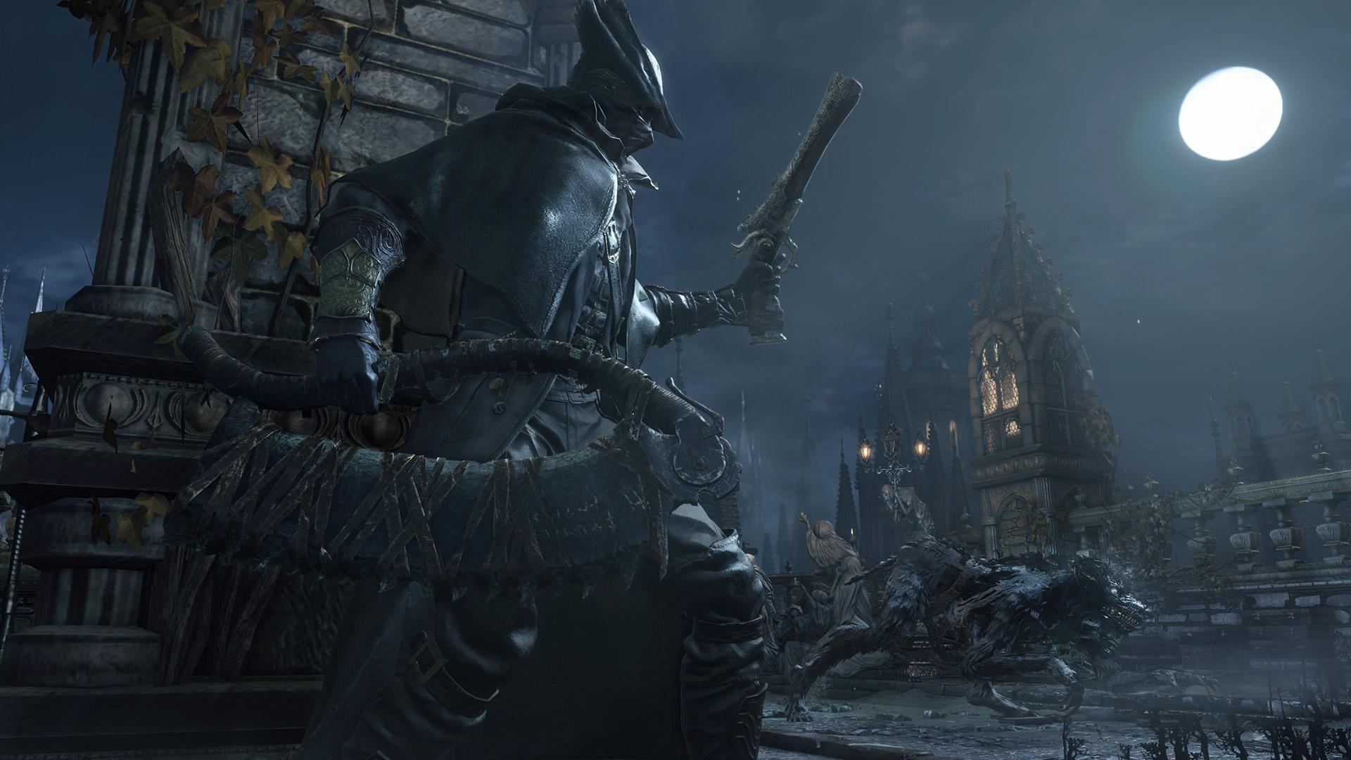 The Hunter holding a gun in Bloodborne, یکی از بهترین بازی های RPG.