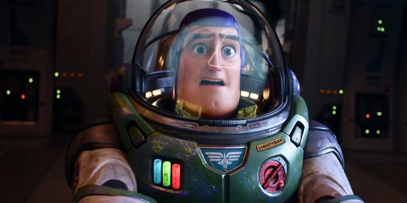 باز در Lightyear، یکی از بدترین فیلم های پیکسار، نگران به نظر می رسد.