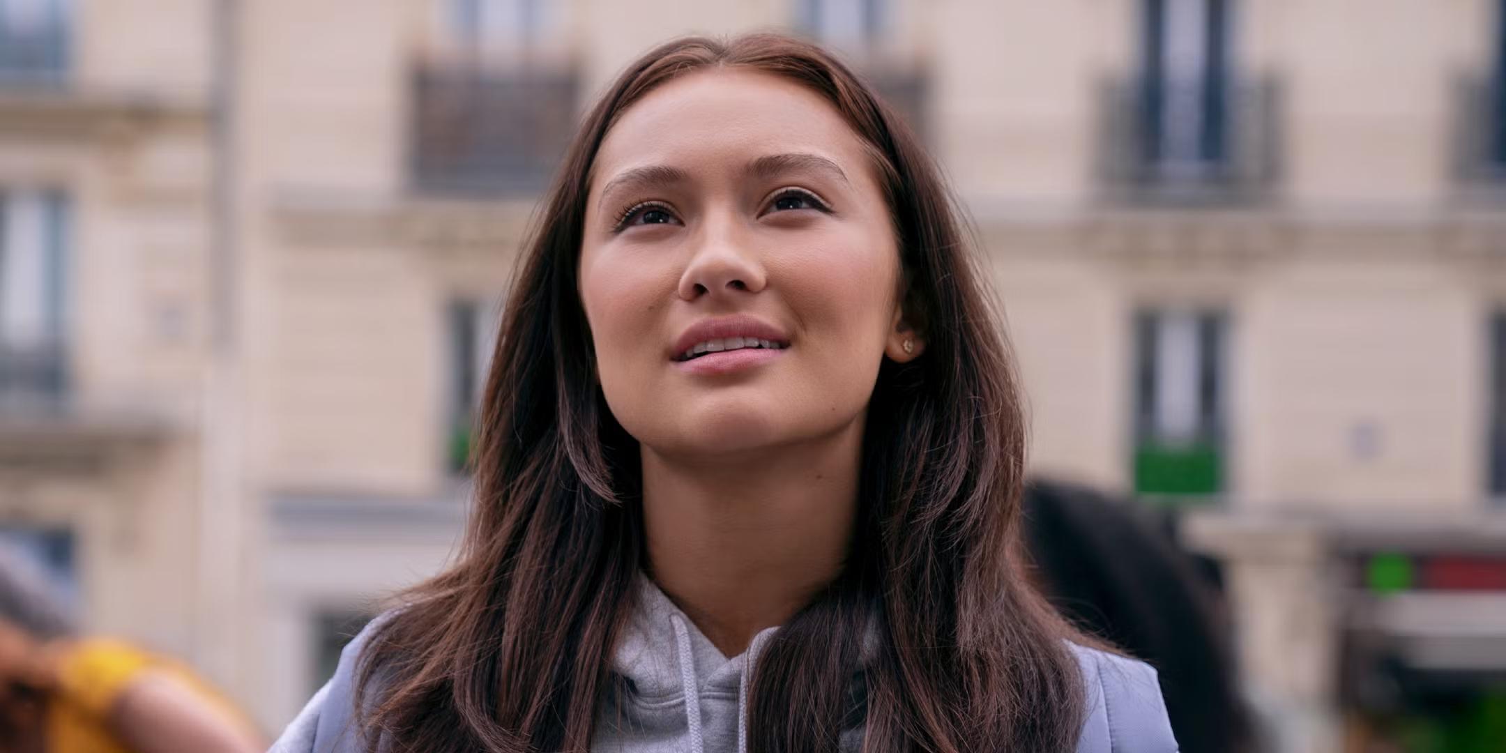 لولا تانگ در نقش بِلی کانکلین در The Summer I Turned Pretty فصل 3 - The Summer I Turned Pretty تغییرات کتاب