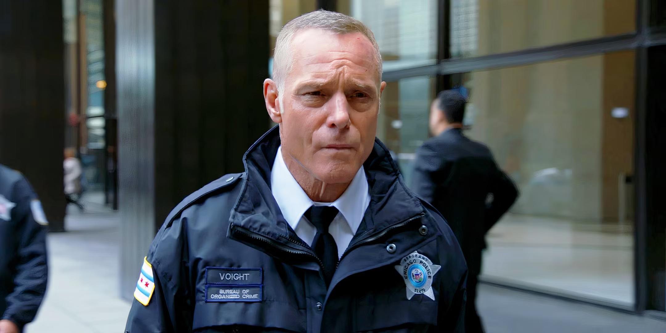 هنک وویت، کارآگاه Chicago PD Voight قدیمی در حال بازگشت است.