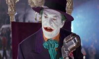 طراحی جدید Joker لایو اکشن 2025: بهبودی خیره کننده بر لباس Batman 1989