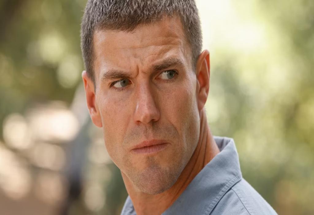 بررسی NCIS: Origins فصل 2: پیش درآمد گیبز بهترین سریال NCIS در حال حاضر است