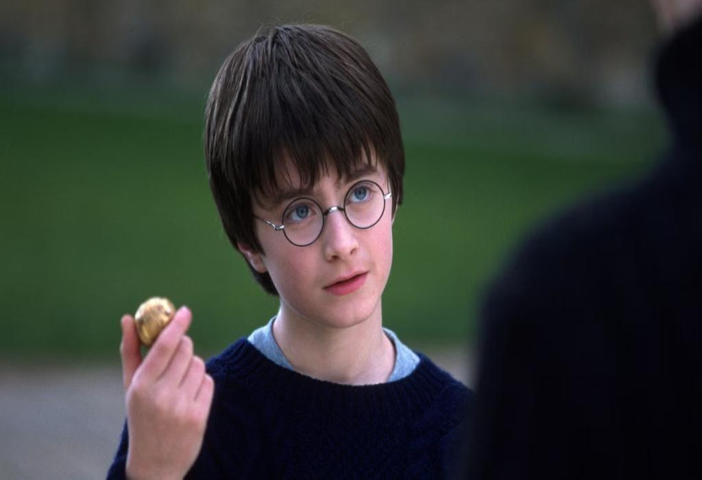 افشای تغییرات Diagon Alley سریال Harry Potter در تصاویر جدید از پشت صحنه