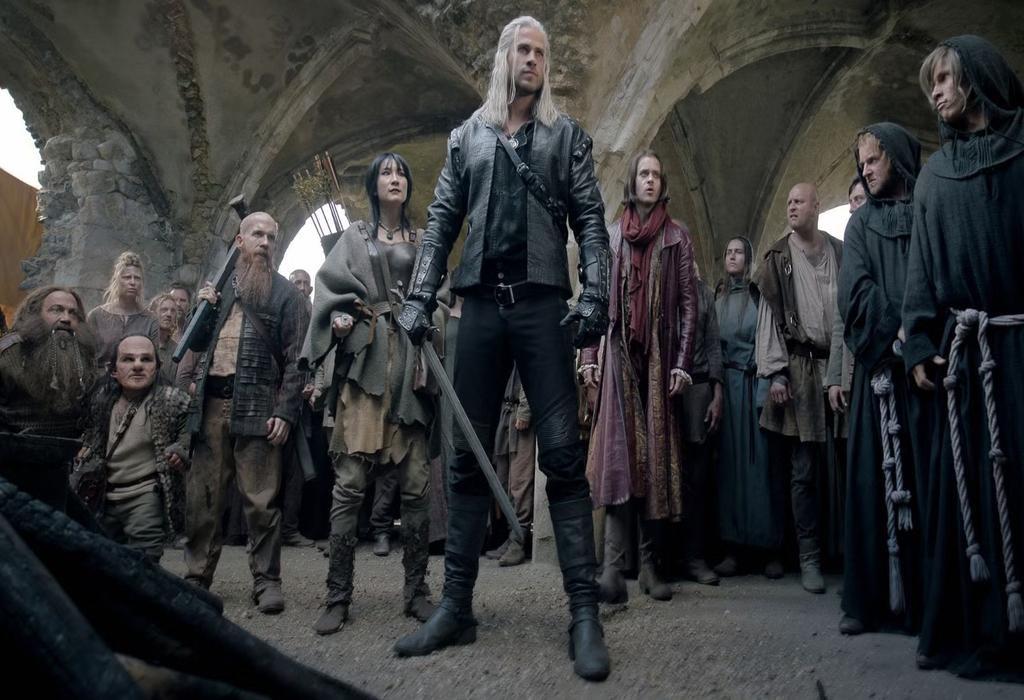 Liam Hemsworth به جای Henry Cavill در فصل 4 The Witcher: دلایل اکراه