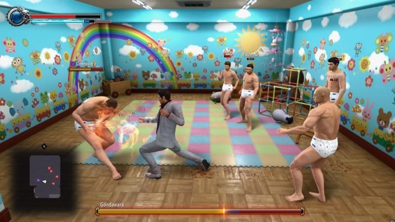 Kiryu battles a group of yakuza dressed in nappies in Yakuza Kiwami 2. این بازی یکی از بهترین بازی های Yakuza است.