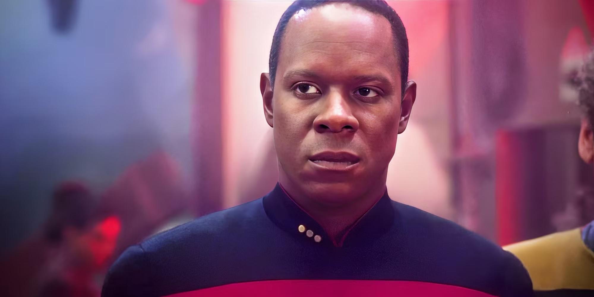 فرمانده سیسکو (بازیگر آوری بروکس) در Star Trek: Deep Space Nine فصل 2. او نقشی بود که ارنی هادسون نیز برای آن تست داد. تست ارنی هادسون برای Sisko.