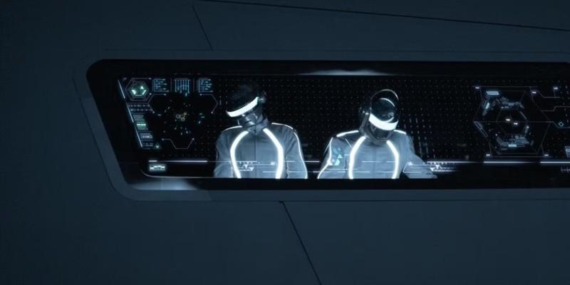 Daft Punk in TRON: Legacy فیلمی دست کم گرفته شده