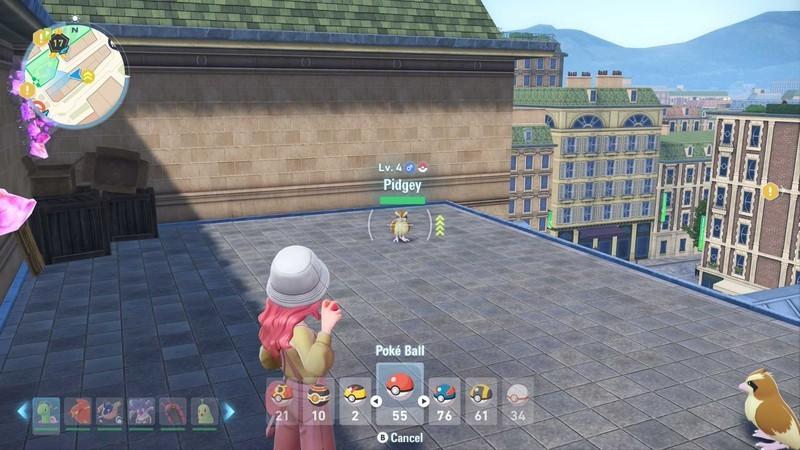 نکات بازی Pokemon Legends: Z-A: Aiming a Poke Ball at a Pidgey on a rooftop.