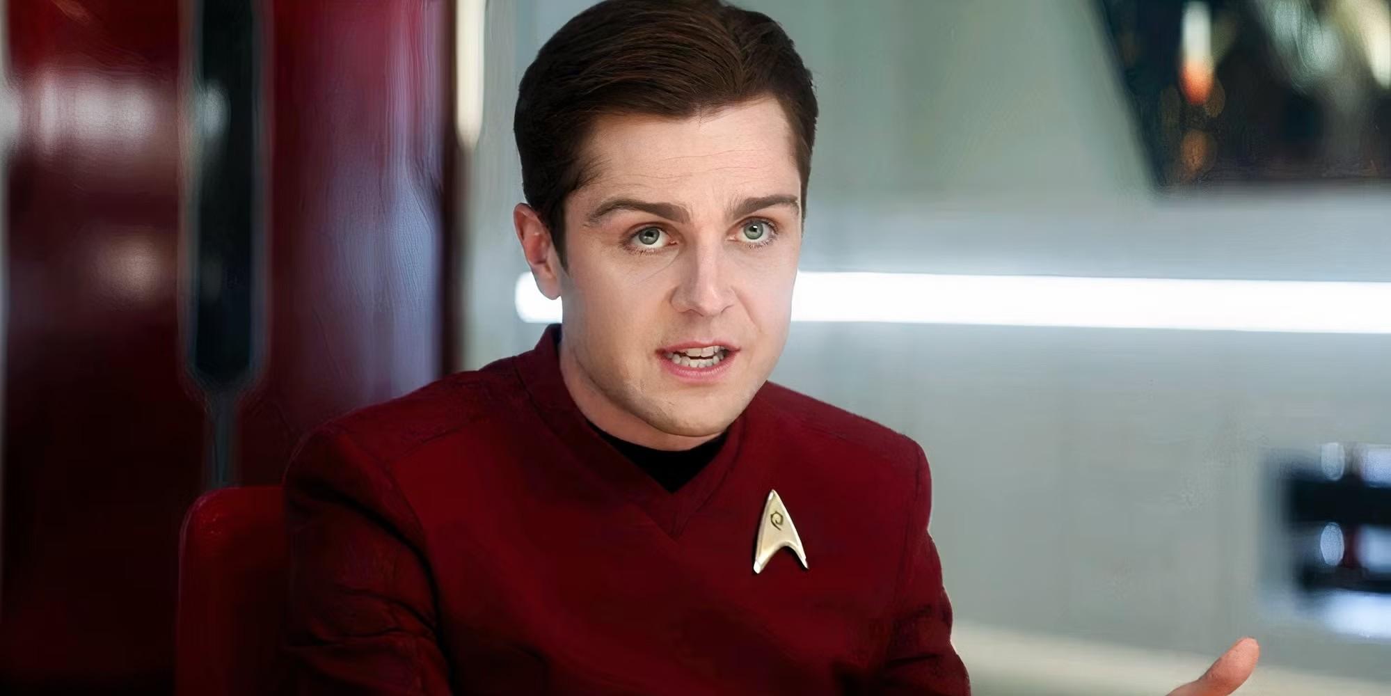 تصویری از Scotty کاپیتان Strange New Worlds در Star Trek: Strange New Worlds