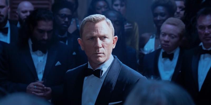 James Bond در No Time to Die، نمادی که بهتر است به صورت سریال James Bond پخش نشود.