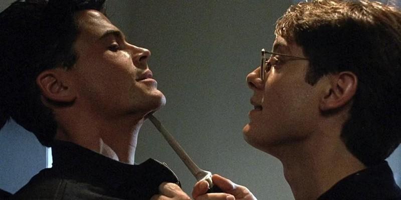 جیمز اسپیدر چاقویی را به گلوی راب لو در Bad Influence گرفته است | فیلم های شبیه The Hand That Rocks The Cradle