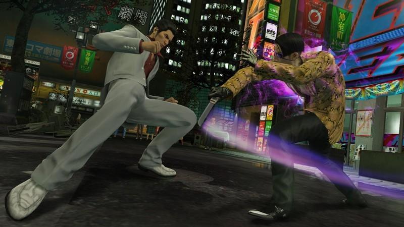Kiryu dodges Majima&#039;s dagger attack in Yakuza Kiwami, part of the Majima Everywhere fight system. این بازی یکی از بهترین بازی های Yakuza است.