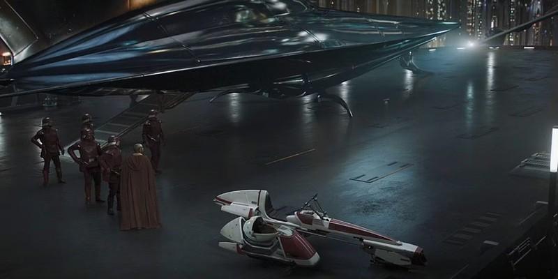 سرنوشت Grogu بعد از Order 66: نگهبانان Naboo در کنار یک قایق تفریحی Nubian به Grogu و Kelleran Beq کمک می کنند تا از Order 66 فرار کنند.