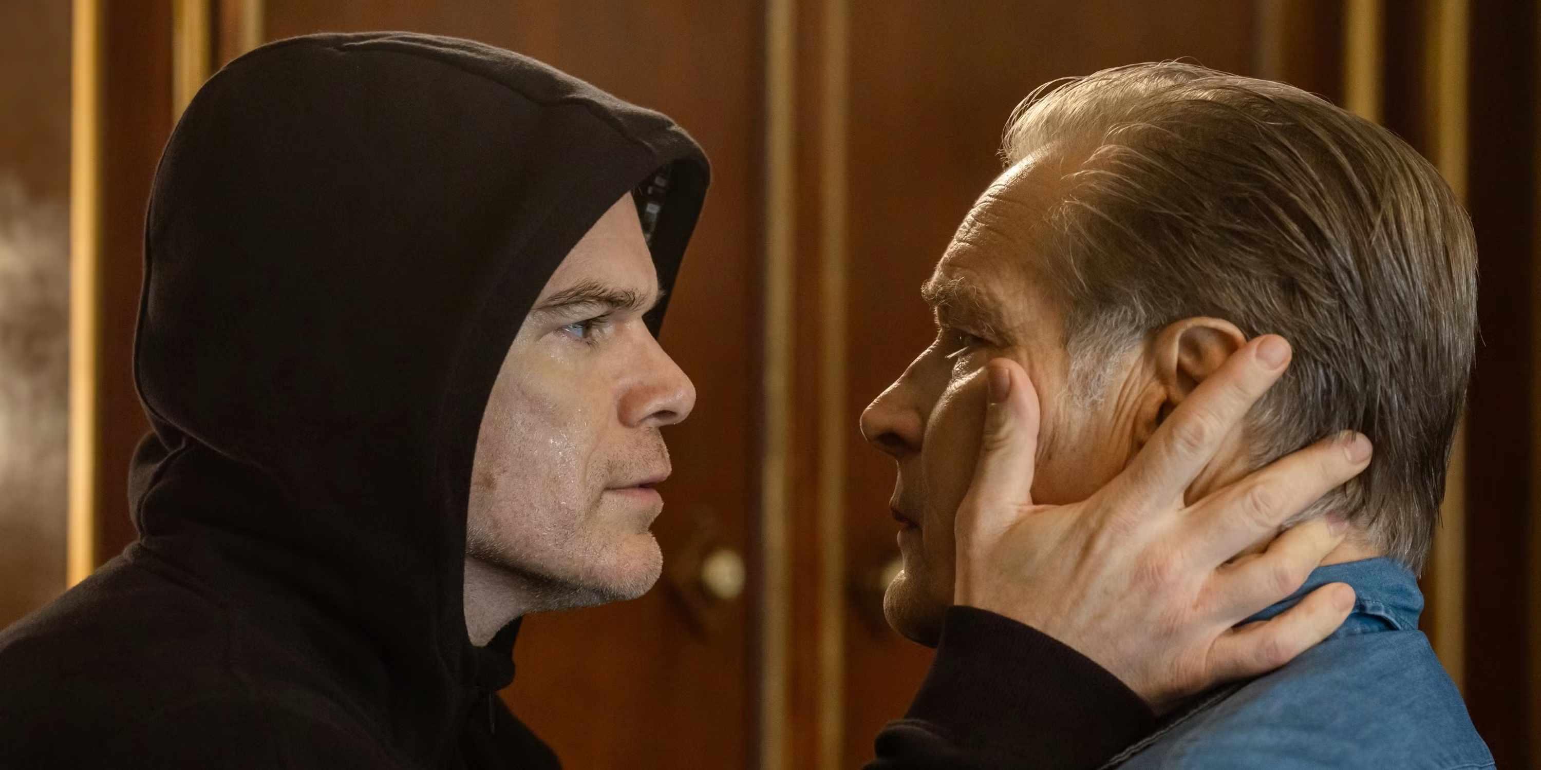 تماس دکستر با همراه تاریک: دکستر صورت هری را در Dexter: Resurrection گرفته است