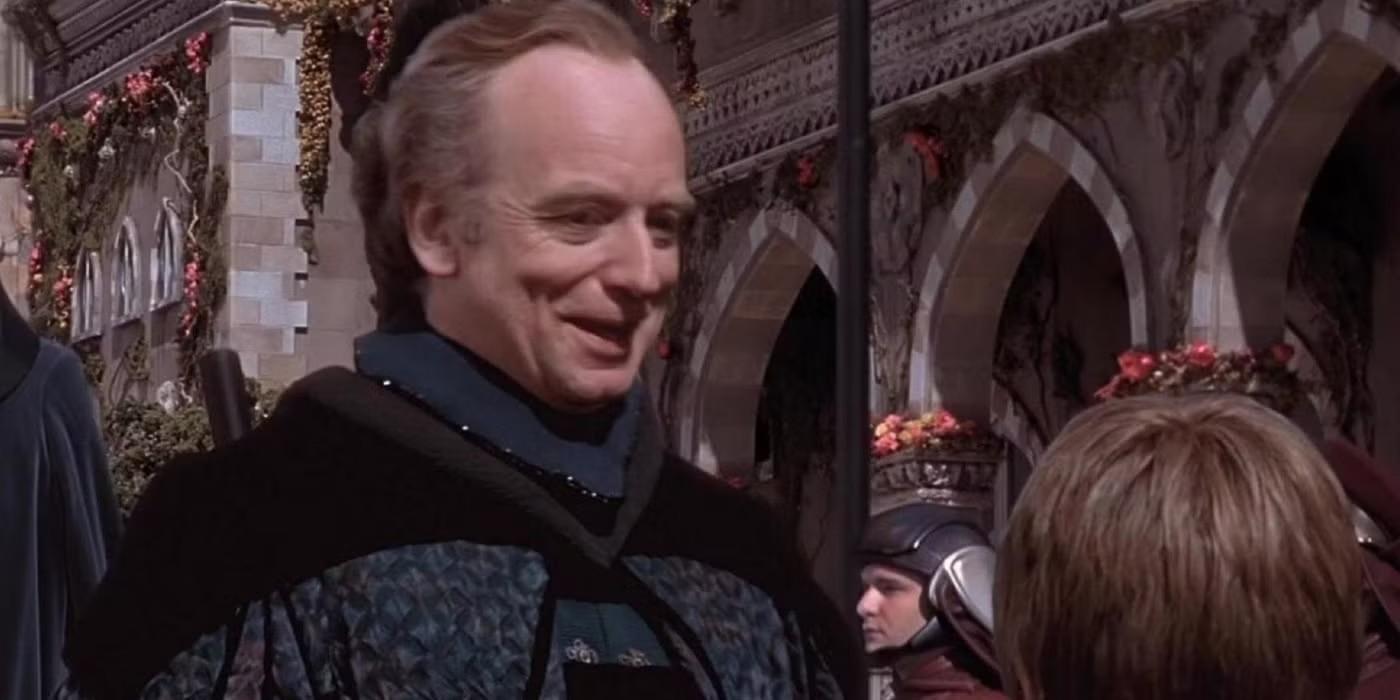پالپاتین در The Phantom Menace، در حال صحبت با آناکین، Star Wars: سقوط دموکراسی