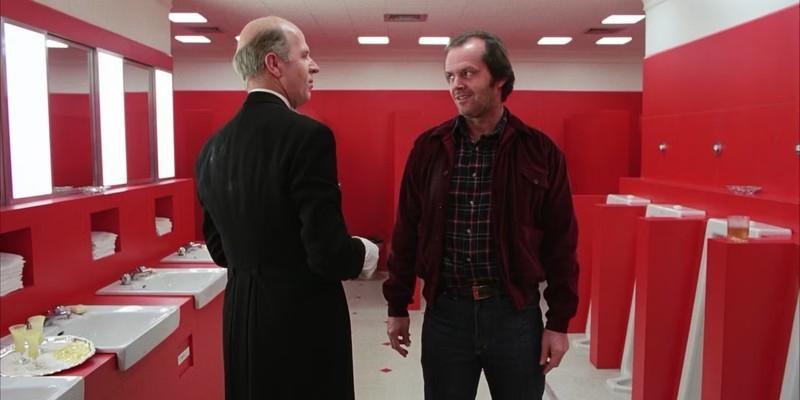 حمام جک گریدی در The Shining: نشانه های The Shining جک تورنس