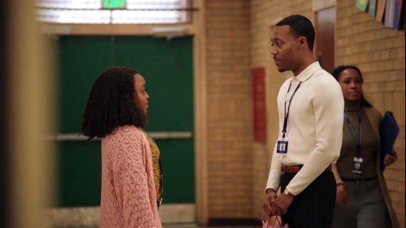 Abbott Elementary Janine Gregory مسیر رابطه - Janine Gregory Hallway Abbott Elementary