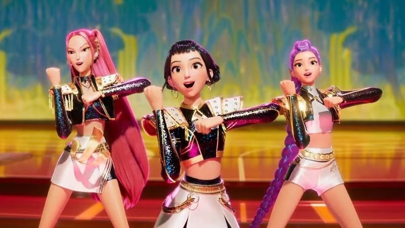 Zoey leading the dance for Golden in KPop Demon Hunters رکورد نتفلیکس