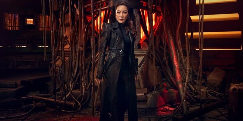 امپراتور جورجیو در یک نمای تمام قد در Section 31، نشان دهنده اهمیت نجات Emperor Georgiou از Section 31