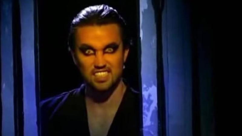 سریال Far Cry جزئیات: راب مک (Rob Mac) در نقش The Nightman در It's Always Sunny In Philadelphia.