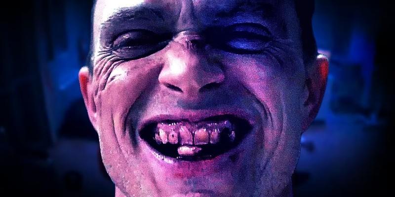 بنجامین پویندکستر معروف به بولزآی با بازی ویلسون بتل، از دندان شکسته خود به عنوان سلاح در قسمت 8 Daredevil: Born Again استفاده می کند، او یکی از بهترین بدمن های MCU 2025 است.