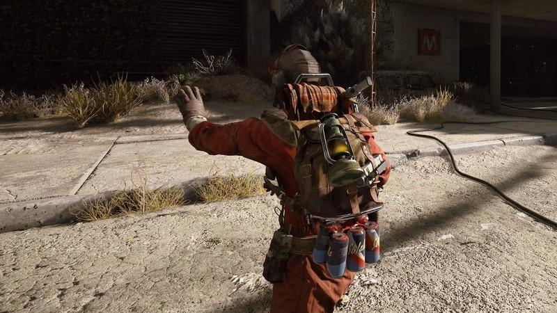 Arc Raiders بهترین اسلحه اولیه در حال شلیک به زنبورها