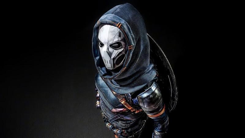 آنتونیا درایکوف ملقب به تسک مستر در پوستر شخصیت Thunderbolts به دوربین روی پس زمینه مشکی نگاه می کند - قهرمانان هدررفته Marvel