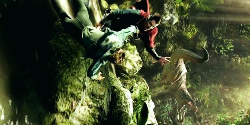 نظریه Iron Man و Doctor Doom: Stephen Strange and America Chavez fall through the Savage Land universe in Doctor Strange in the Multiverse of Madness