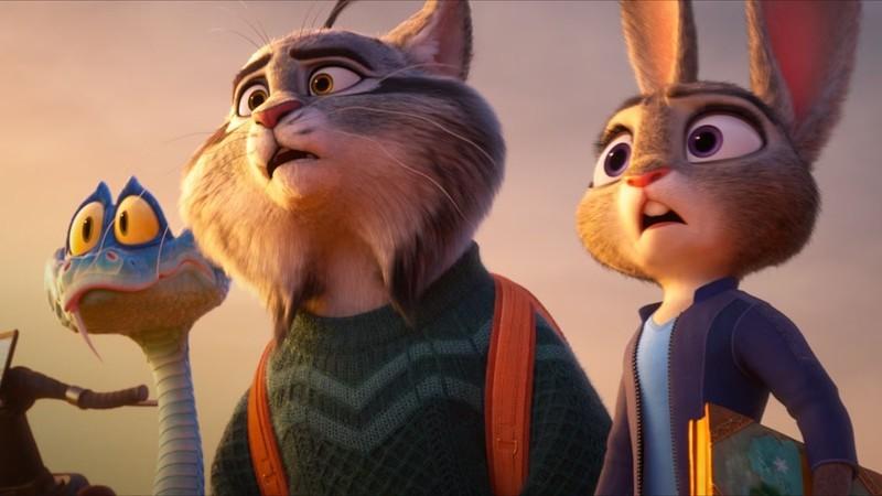 Zootopia 2 پیچش داستانی: جودی هاپس در کنار دو شخصیت دیگر در Zootopia 2 در حال نگاه کردن به چیزی است