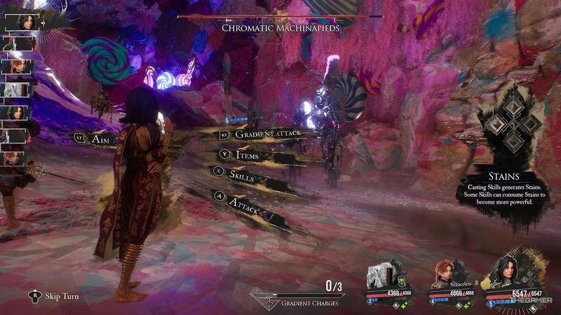 مبارزه لونا با Chromatic Machinepieds در بازی Clair Obscur Expedition 33 و بررسی شباهت های آن به Sword And Fairy 4: Remake شبیه Clair Obscur.