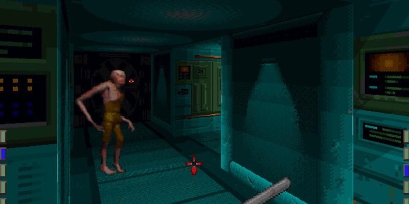 SystemShock، یه موجود فضایی توی یک راهرو. از بهترین بازی های FPS