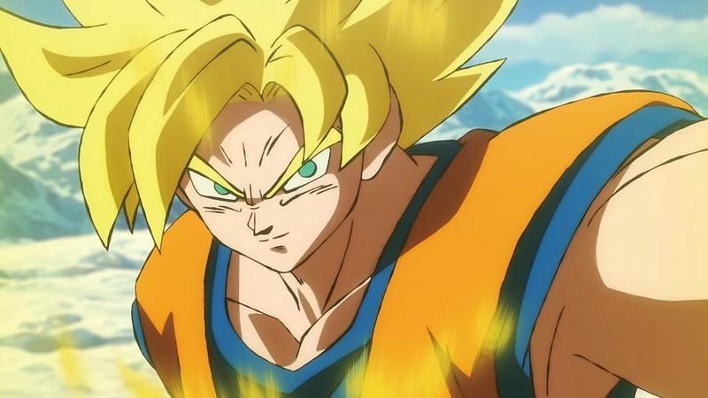 گوکو سوپر سایان در حال لبخند زدن در Dragon Ball Super: Broly. کامل دیدن Dragon Ball چقدر طول میکشد