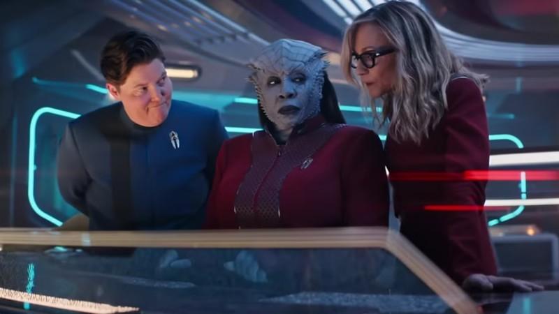 لورا تاک افسر اول در سریال Star Trek: Starfleet Academy