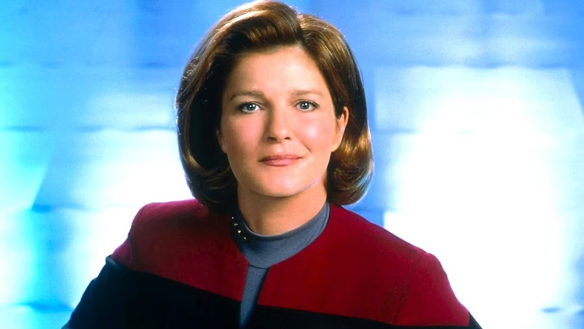 جزئیات حضور افتخاری Janeway در Starfleet Academy در سریال Star Trek