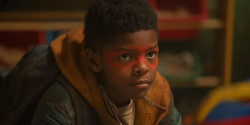 سم در پناهگاه زیرزمینی نشسته در قسمت 5 سریال The Last of Us شبکه HBO – بهترین و بدترین قسمت های The Last of Us