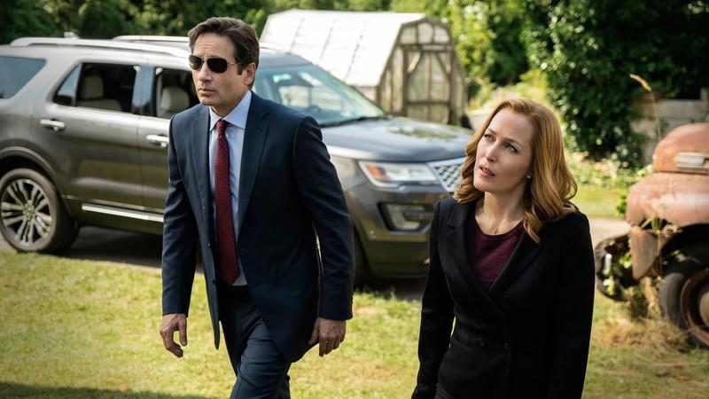 دیوید دوکاونی و گیلین اندرسون در نقش مولدر و اسکالی در سریال The X-Files؛ چرا The X-Files دیگر ساخته نمی شود