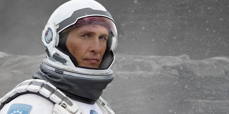 متیو مک کانهی در Interstellar؛ موسیقی فیلم در پاتیناژ المپیک.