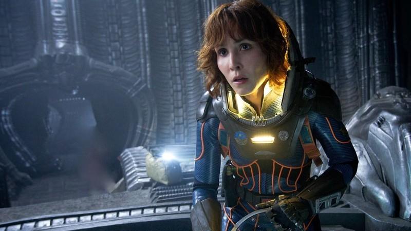 نومی راپاس در نقش الیزابت شاو در Prometheus و تغییرات Prometheus در Alien