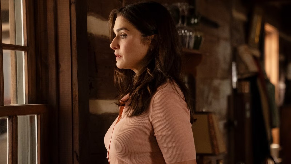 سریال Vladimir راوی غیرقابل اعتماد و مهیج جدید نتفلیکس با بازی ریچل وایس