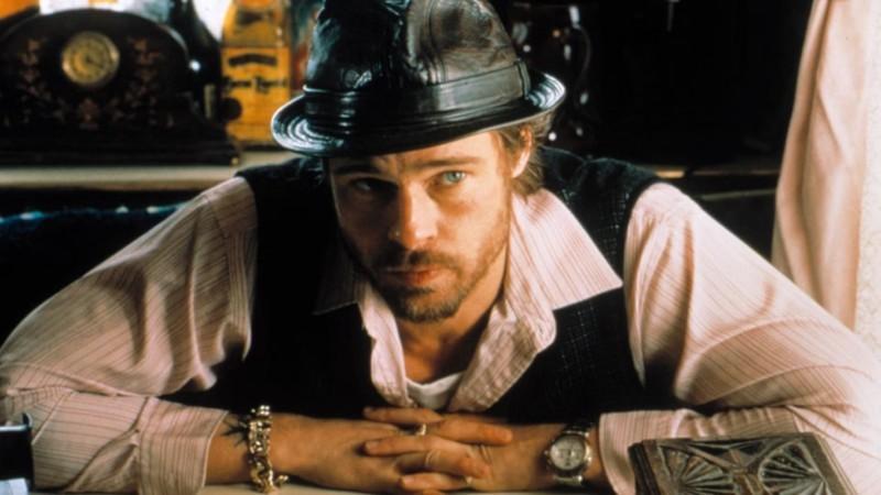 چرا Snatch هنوز جذاب است: برد پیت در فیلم Snatch نگاه می کند