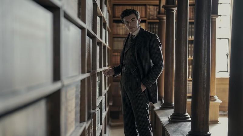 موریارتی در Young Sherlock پایان فصل 1 توضیح