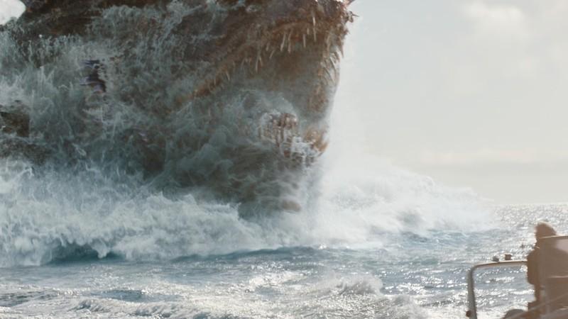 یک تایتان در فصل 2 سریال Monarch Legacy of Monsters