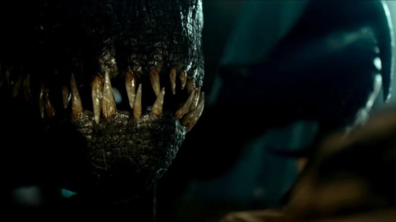 نمای نزدیک از دندان های Indoraptor در Jurassic World: Fallen Kingdom، یکی از ترسناک ترین صحنه های Jurassic Park