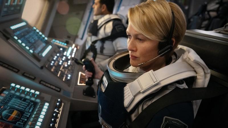 نقد فصل پنجم For All Mankind: میرای انوس در نقش سیلیا بوید