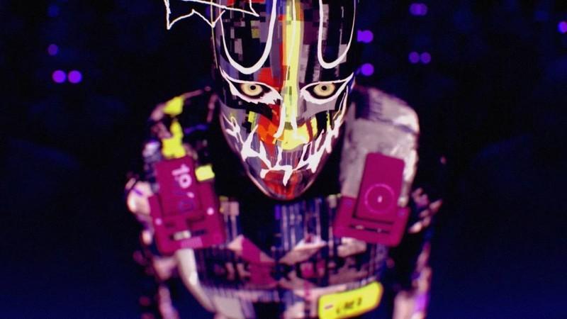 یک شخصیت سایبورگ روی جرثقیل در Marathon. از اشتباهات رایج در Marathon پرهیز کنید.